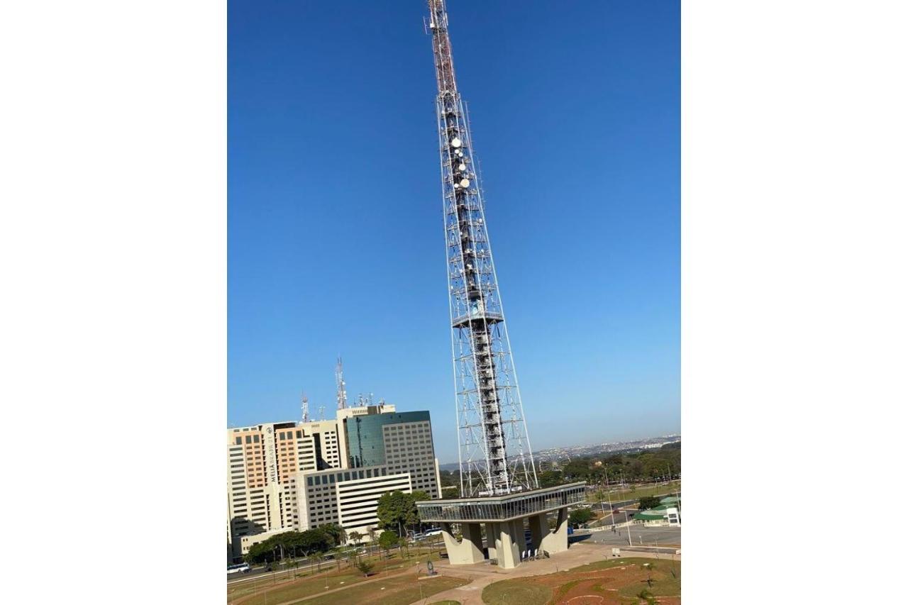 Flat Encantador No 7º Com Vista Pra Torre De Tv ブラジリア エクステリア 写真